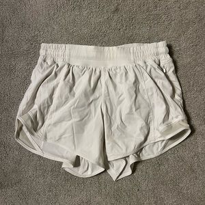 white lululemon hotty hot shorts